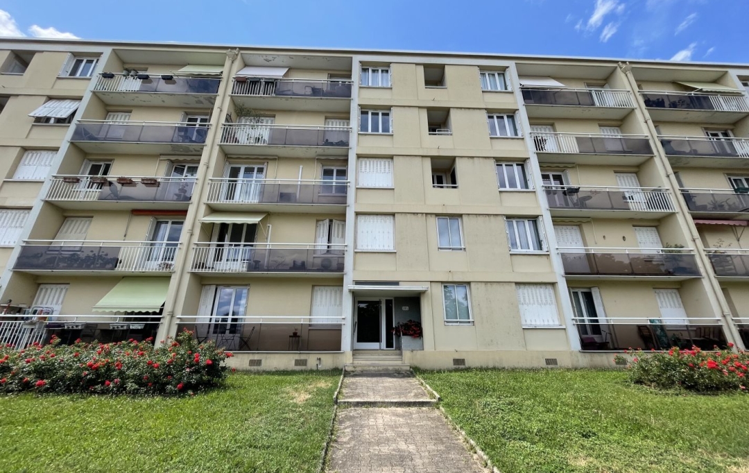 Annonces NEUVILLE : Appartement | CALUIRE-ET-CUIRE (69300) | 58 m2 | 895 € 