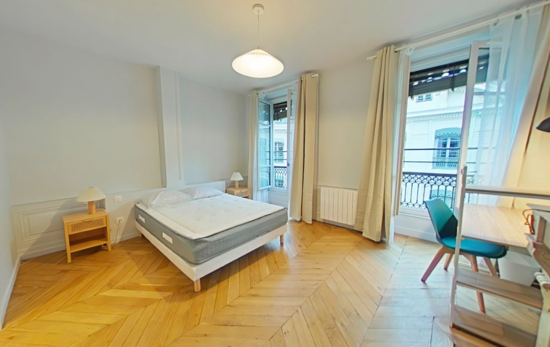 Annonces NEUVILLE : Appartement | LYON (69001) | 133 m2 | 2 600 € 