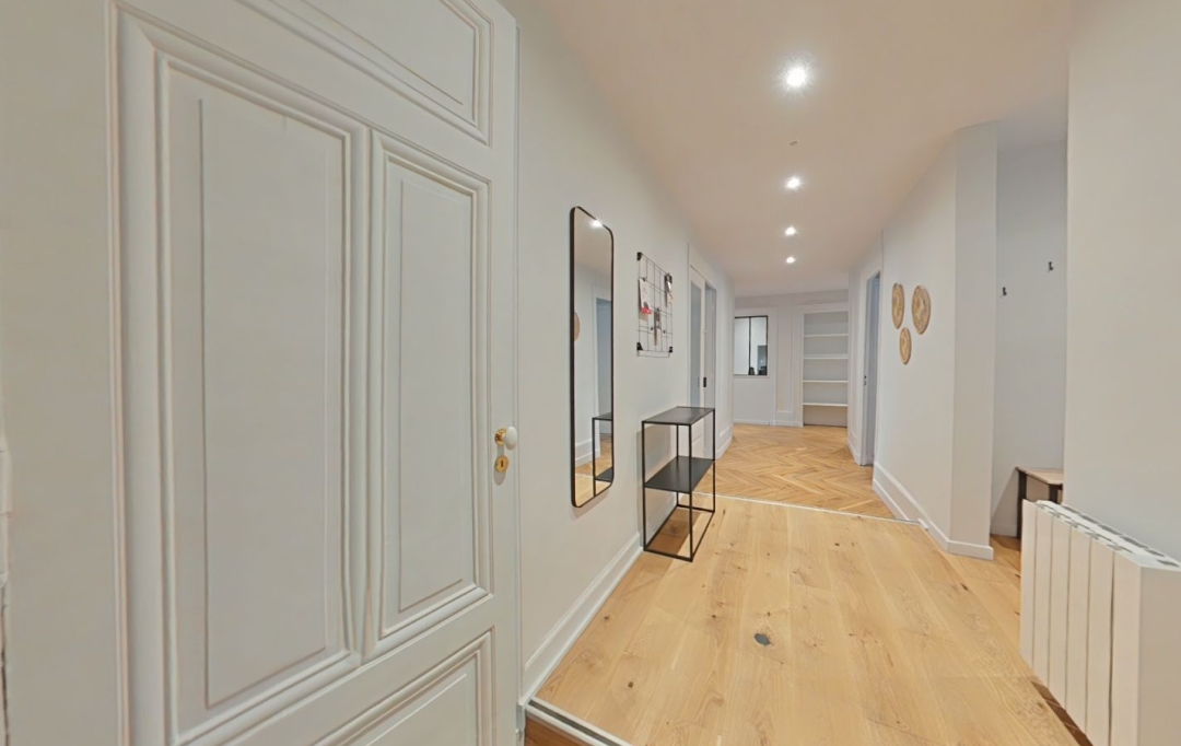 Annonces NEUVILLE : Appartement | LYON (69001) | 133 m2 | 2 600 € 