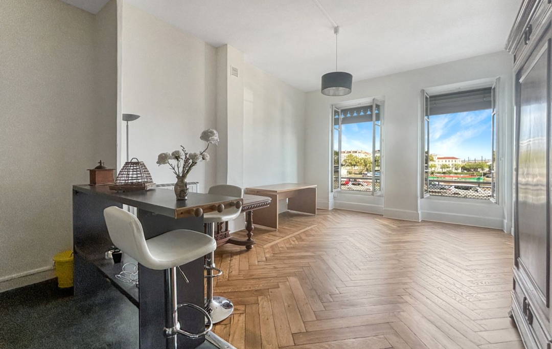 Annonces NEUVILLE : Appartement | LYON (69002) | 75 m2 | 290 000 € 