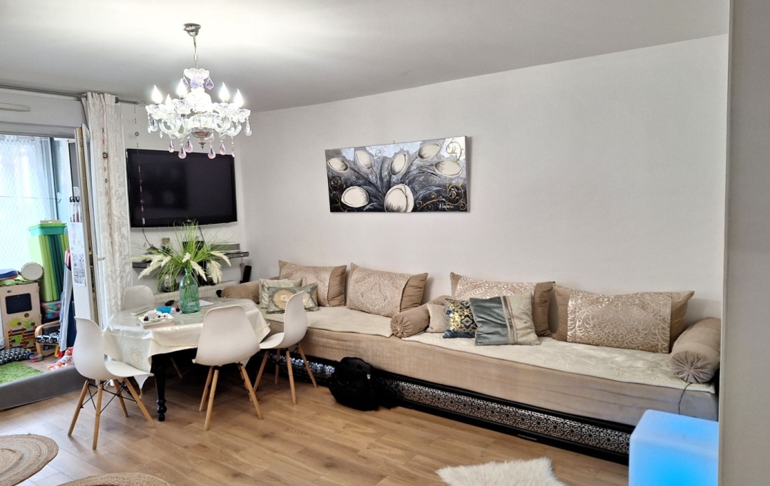 Annonces NEUVILLE : Appartement | VILLEURBANNE (69100) | 113 m2 | 540 000 € 