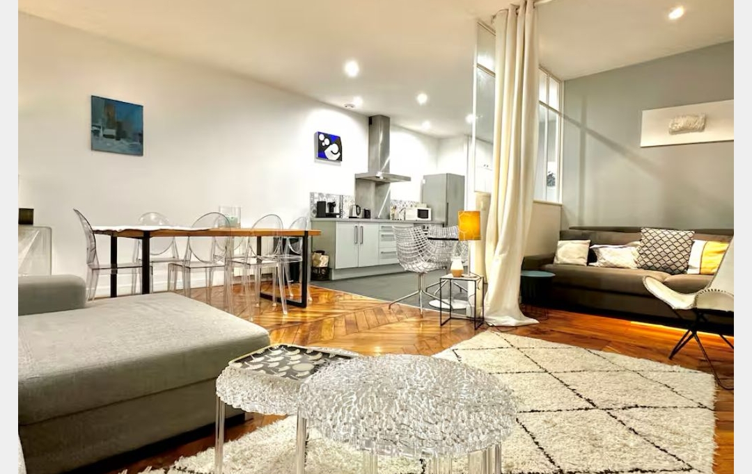 Annonces NEUVILLE : Apartment | LYON (69002) | 55 m2 | 1 950 € 